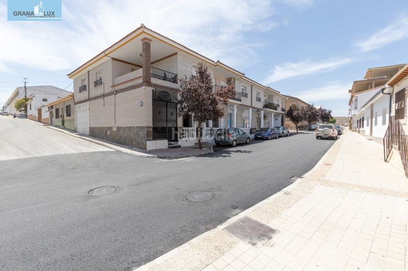 Foto 8a935264-8670-4915-9f59-166ae6fb8de2. Casa amb calefacció aparcament a Láchar