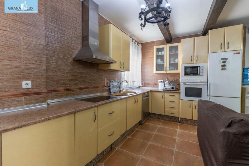 Foto c4189876-dfcf-4ead-88a3-13b4174c22b0. Casa amb calefacció aparcament a Láchar