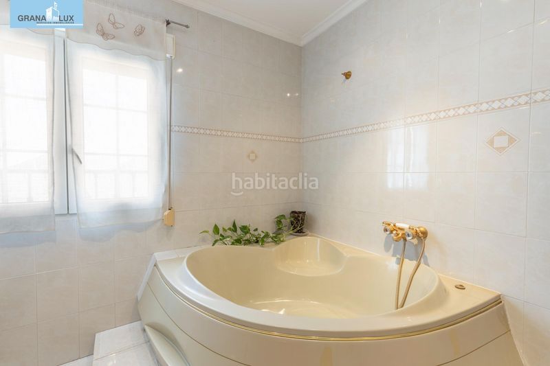 Foto e58ed5b8-1645-465a-b930-6d220f5fdb3b. Casa amb calefacció aparcament a Láchar