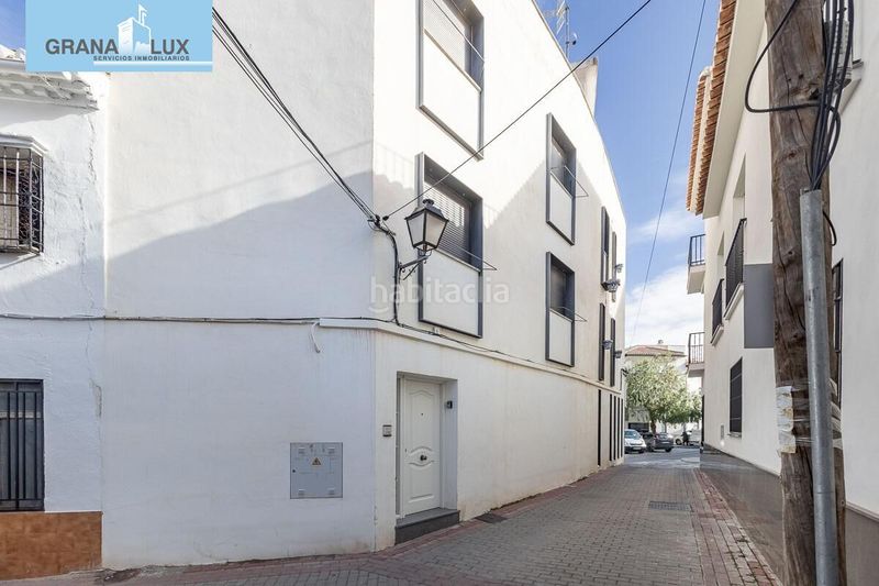 Foto ca25b11d-8ab2-48c4-b4d5-f33854137254. Edifici a Dílar