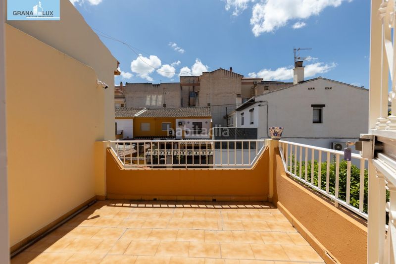 Foto ebc2655c-798b-4311-9b70-01e7b90caf47. Casa adossada amb calefacció aparcament a Avda. De los Ogíjares Armilla