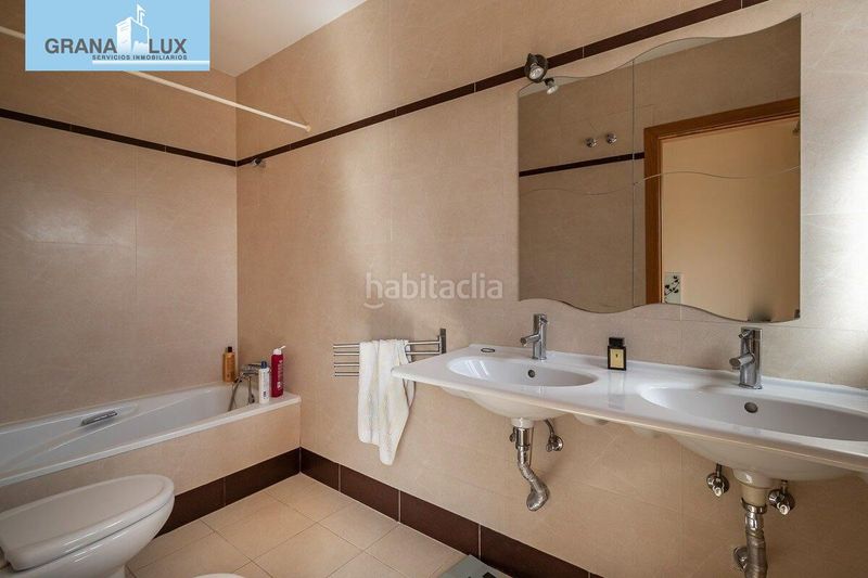 Foto b68db89b-5b1b-420c-b0af-a863328515e0. Casa amb calefacció aparcament piscina a Gójar