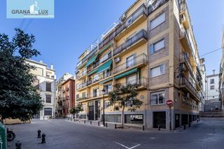 Flat  Calle del lavadero. Piso en placeta lavadero, en pleno centro de granada
