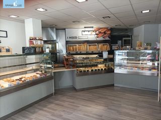 Traspàs Local Comercial  Camino real de los neveros. Traspaso de panadería