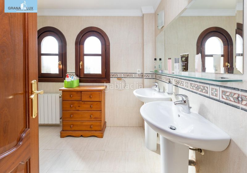Foto 4abe32dd-9dba-434e-8ba0-30a440404abc. Xalet amb calefacció aparcament piscina a Cájar
