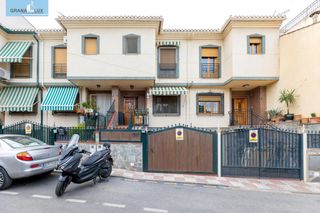 Casa adossada  Calle los huertos #7. Se vende bonita casa en cajar