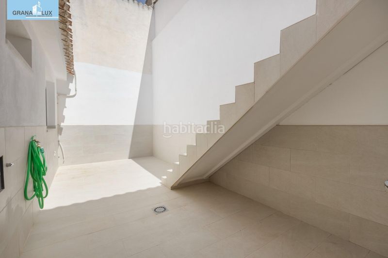 Foto 3f99eb7a-7914-402b-afad-8320914b7c60. Casa adossada a calle cuba 3 a Santa Fe