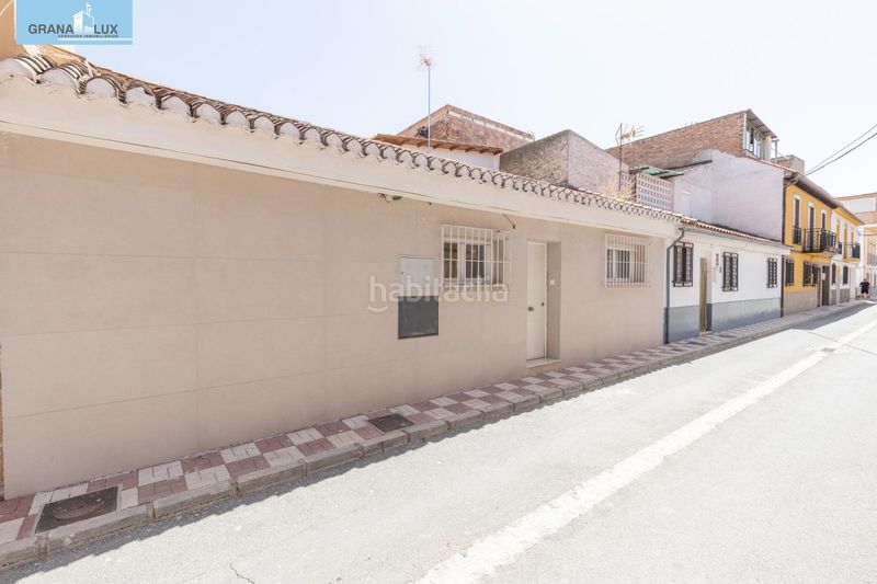 Foto 8a293749-7088-4244-8b13-fc7a917311b5. Casa adossada a calle cuba 3 a Santa Fe