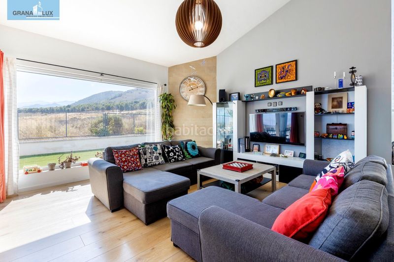 Foto 6249a2f7-85d2-4ee8-9071-ab6341b26761. Chalet mit heizung parking pool in Dílar