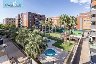 Pis  Calle emir. Piso en venta en residencial parque lagos