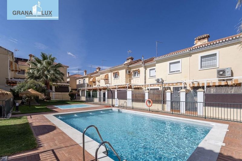 Foto 07184e34-2fc6-4577-a5da-629d4abc0bed. Casa amb calefacció aparcament piscina a Polideportivo Alhendín