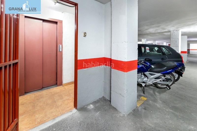 Foto 9c8d08a1-ef9c-48e8-bea9-65233fa2a613. Autoparkplatz in Centro - Sagrario Granada