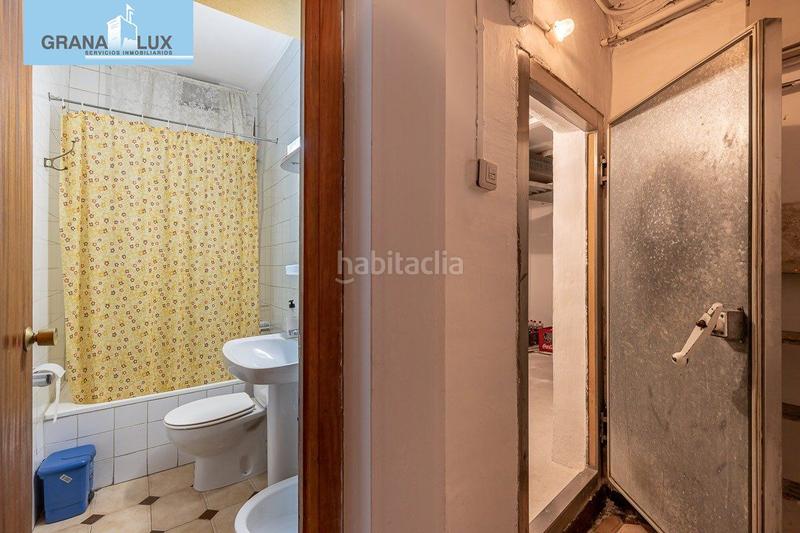 Foto 02df7566-df74-485f-aba8-f94ff3c27202. Edificio hostal en Lanjarón