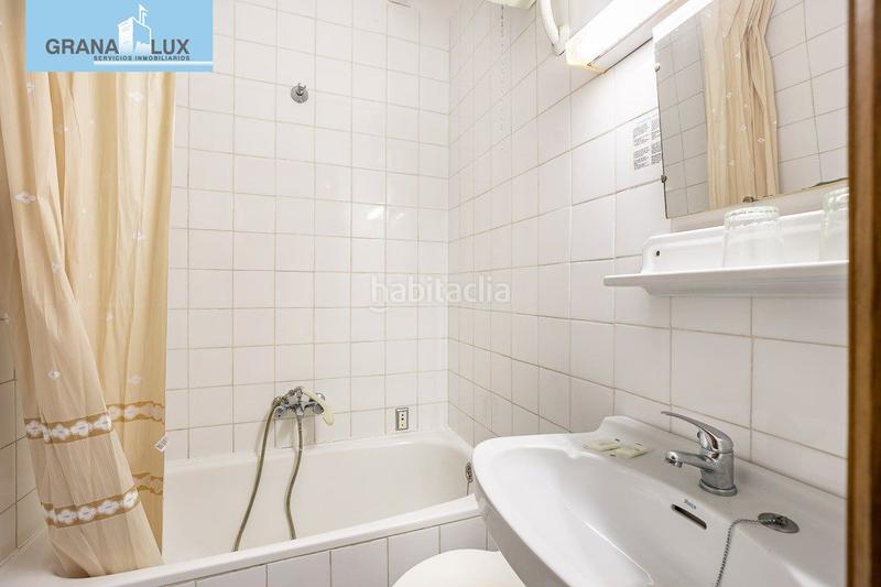 Foto 1ef226e2-646e-47d2-91af-a7ecd0080c77. Edificio hostal en Lanjarón