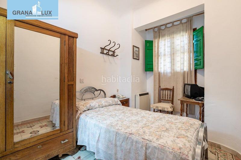 Foto 22bd95dc-3808-4398-9329-2c2c1ae3ce06. Edificio hostal en Lanjarón