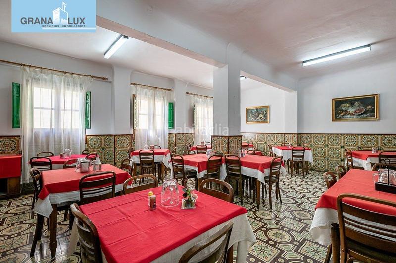 Foto 3f9a9a97-8d83-4977-bad9-60d34f4501b3. Edificio hostal en Lanjarón