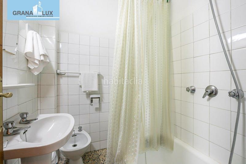 Foto 812978ed-8cb4-4706-abb2-11734da58db7. Edificio hostal en Lanjarón