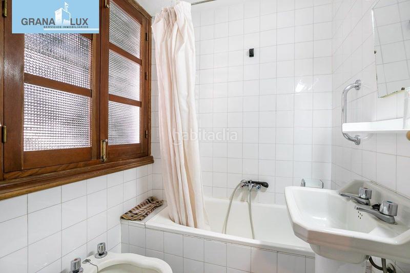 Foto cadacf0d-939b-401b-a613-9043524e7377. Edificio hostal en Lanjarón