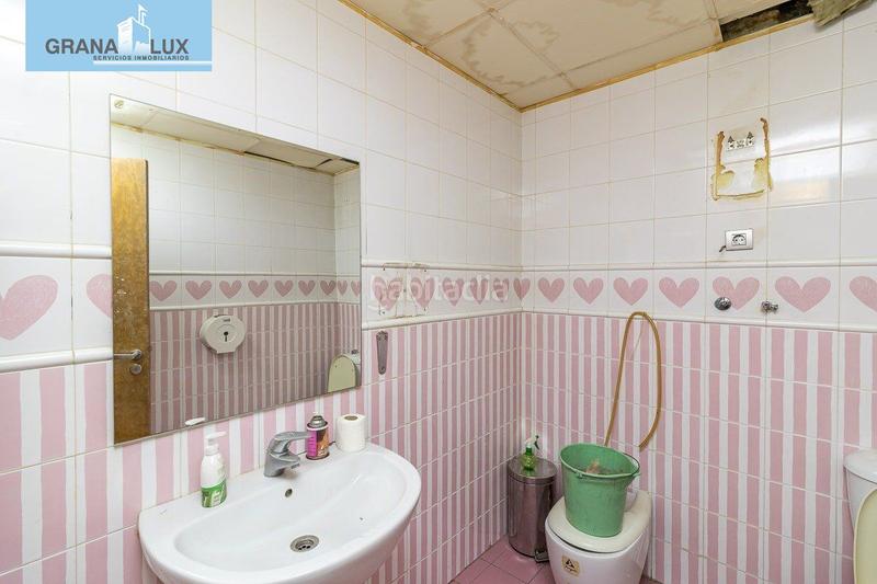 Foto b20ff293-a6d7-4f8a-8e01-4cff55fedab4. Locale commerciale in Camino de Ronda Granada