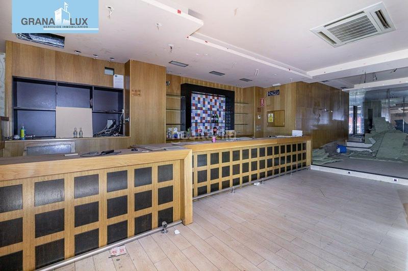 Foto f2a8d38c-8eb8-4e2f-afc1-53b3e3b3de50. Locale commerciale in Camino de Ronda Granada