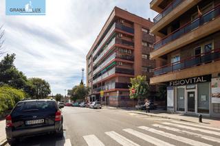 Appartement à Pajaritos. Piso rector marín ocete de cuatro dormitorios con garaje.