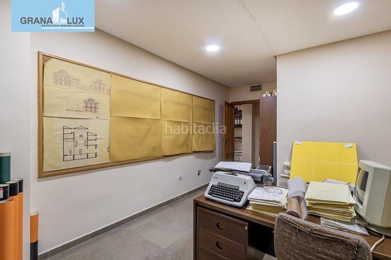 Foto 15fab39d-8073-497c-ac08-371e64c63668. Business premise in Centro - Sagrario Granada