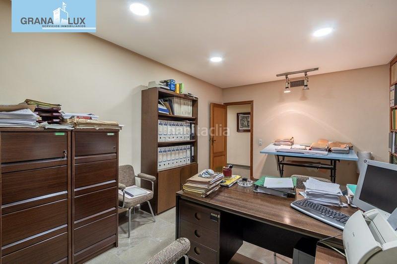 Foto 7635750e-3eb8-42e1-9863-9459b3356812. Business premise in Centro - Sagrario Granada