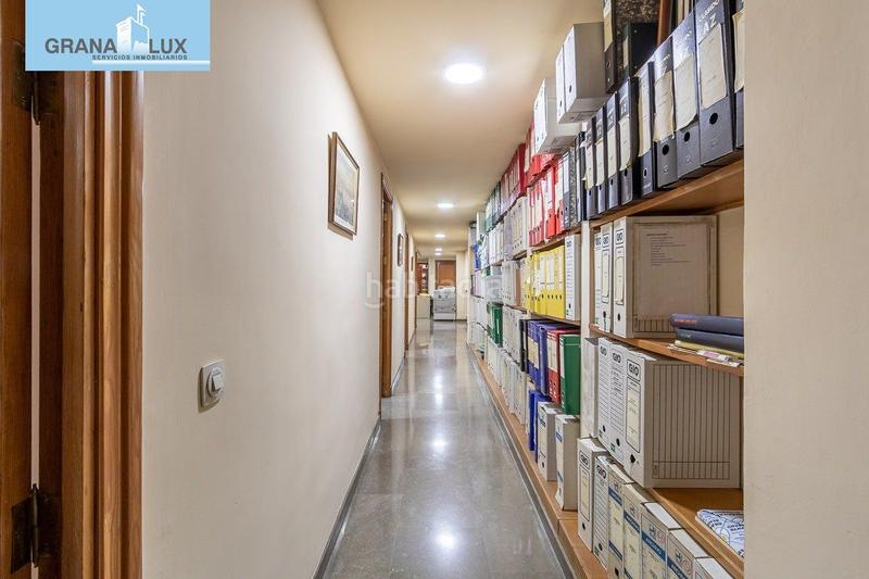 Foto c9d67ba2-3c80-4eaa-8a73-ae6b1f325739. Business premise in Centro - Sagrario Granada