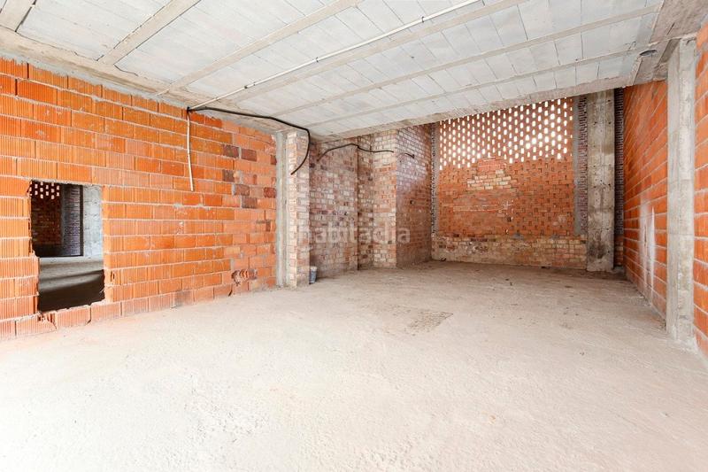 Foto 9b98d8d5-cb05-44a1-93e4-d5331d0a00a1. Local comercial a Plaza de Toros Granada