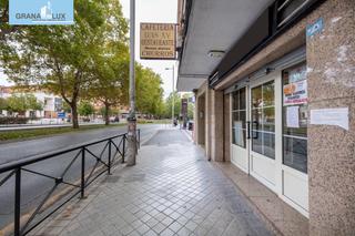 Local Comercial en Avenida Avenida de Madrid