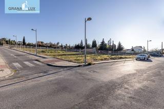 Terreny residencial a Cájar. Solar en cajar con 526m