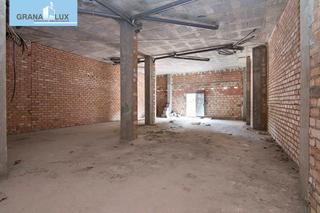 Miete Geschäftsraum in San Antón. Local calle principal de armilla,buena fachada y altura.se vende