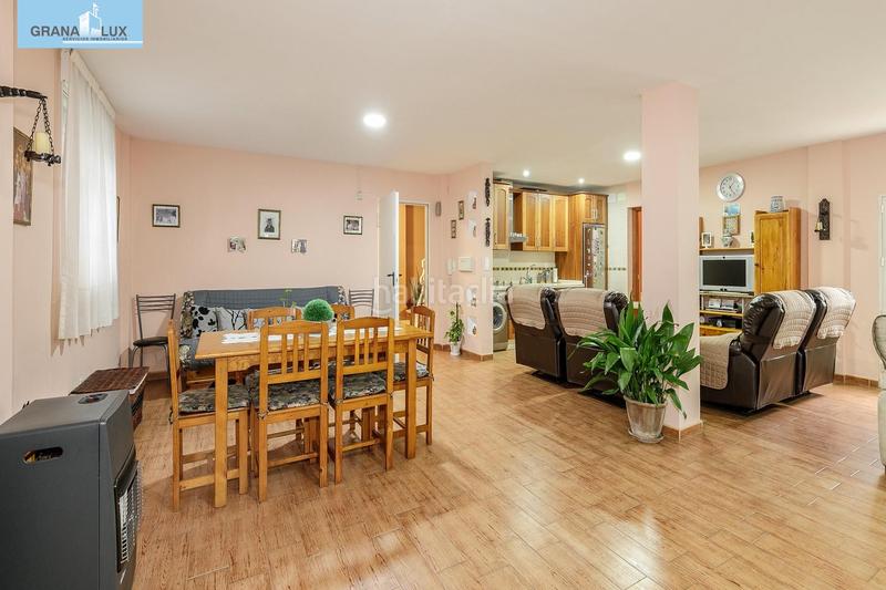 Foto 6a9a193f-8e36-4e4f-9f81-8417b9543624. Casa  junto al pts en Barrio de Zaidín Granada