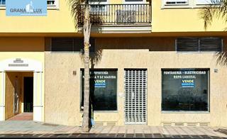 Local Comercial a La Cala del Moral. Precioso local en la cala del moral