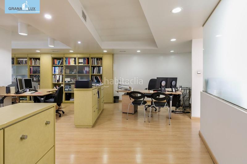 Foto 35252069-50c1-4985-ba7d-3044b075d0b2. Locale commerciale in San Matías - Realejo Granada