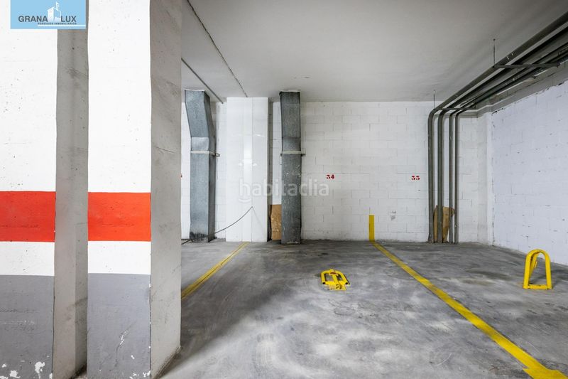 Foto b36d0be6-5797-4ee9-b03e-7b1197c8af6c. Car parking in Cerrillo de Maracena - Periodistas Granada