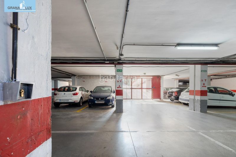 Foto d3d0b906-b408-46c7-ba8a-b1e9c5bc9c7a. Car parking in Cerrillo de Maracena - Periodistas Granada