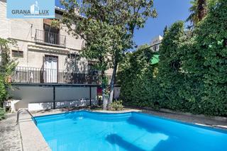 Xalet a Calle barranco del abogado 5. Carmen con espectacular jardin y piscina