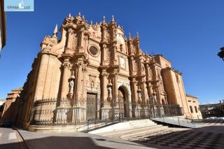 Edifici a Guadix. Detrás de la catedral de guadix