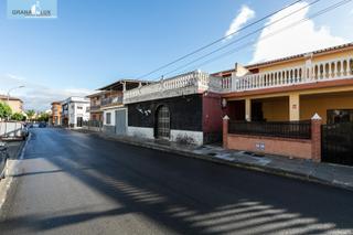 Casa  Calle real. Quieres tener tu propio negocio y tu vivienda juntos?