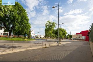 Terreny residencial a Poniente. Solar junto a fernando de los rios. armilla. terciario oficina,