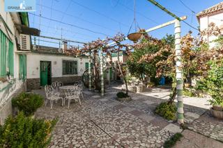 Casa a Albolote. Gran oportunidad para invertir en el centro de albolote!