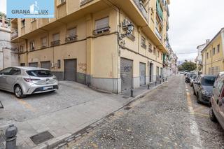 Local commercial à San Matías - Realejo. Local comercial destinado a garaje en el realejo