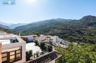 Terreny residencial  Calle serpentina. Edificio en gejar sierra