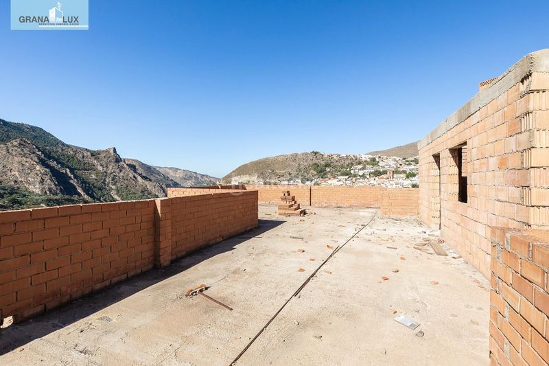 Foto 117decce-be10-48d5-8ee7-8cadf9683e3e. Terreno residencial edificio en güejar sierra en Güéjar Sierra