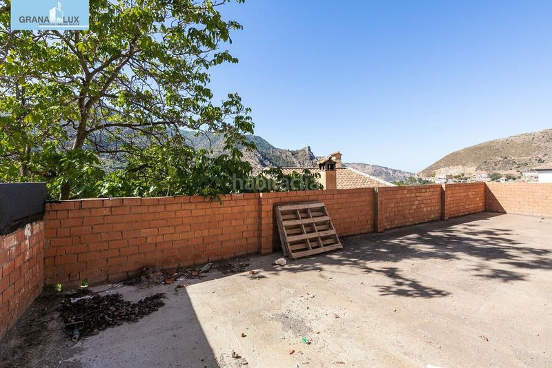 Foto 6040db47-4a11-499b-8767-88b2e0d0d963. Terreno residencial edificio en güejar sierra en Güéjar Sierra