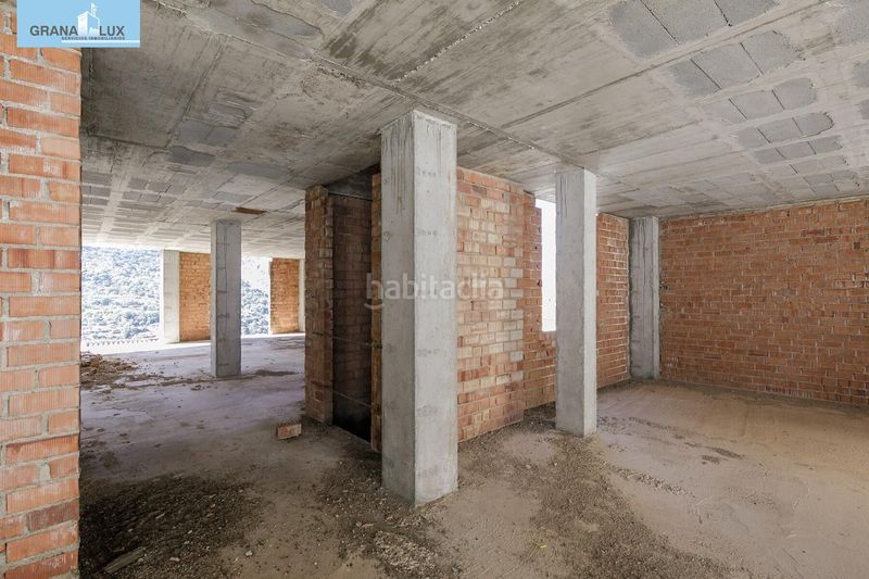 Foto 8e757289-d66a-43c9-a72a-1a5878639e0d. Terreno residencial edificio en güejar sierra en Güéjar Sierra