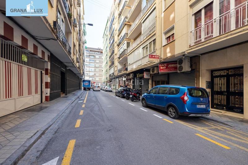 Foto 131a67ff-68df-4629-8da4-9d304985e350. Local comercial local con restaurante instalado y licencia. en Granada