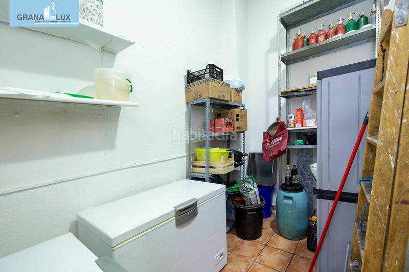 Foto 38521906-bea6-4798-a94d-4f9bada9be51. Local comercial local con restaurante instalado y licencia. en Granada