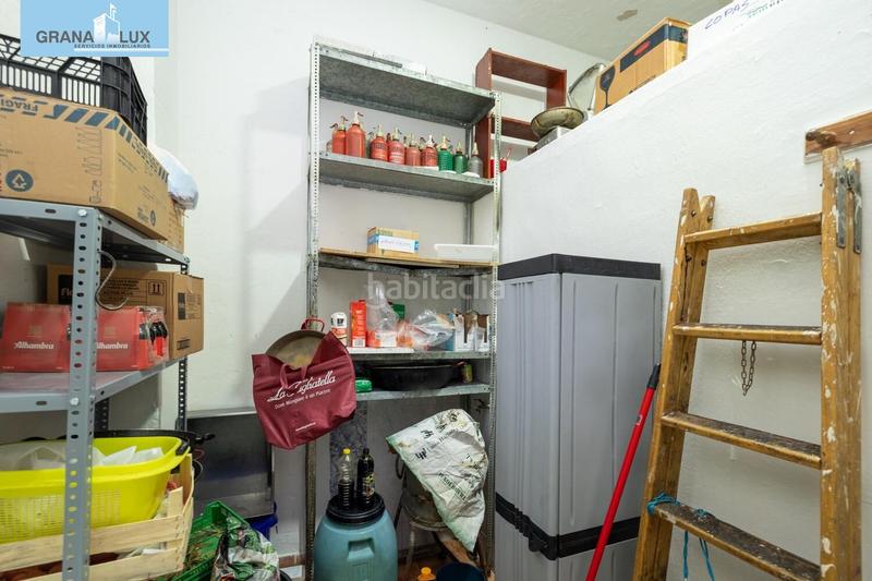 Foto 54cddaa8-a7af-4126-a35a-8d24bdbce471. Local comercial local con restaurante instalado y licencia. en Granada